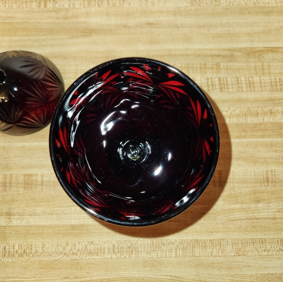 Luminary Ruby Red Egg Shaped Pressed Glass Candy - Picture 4 of 6